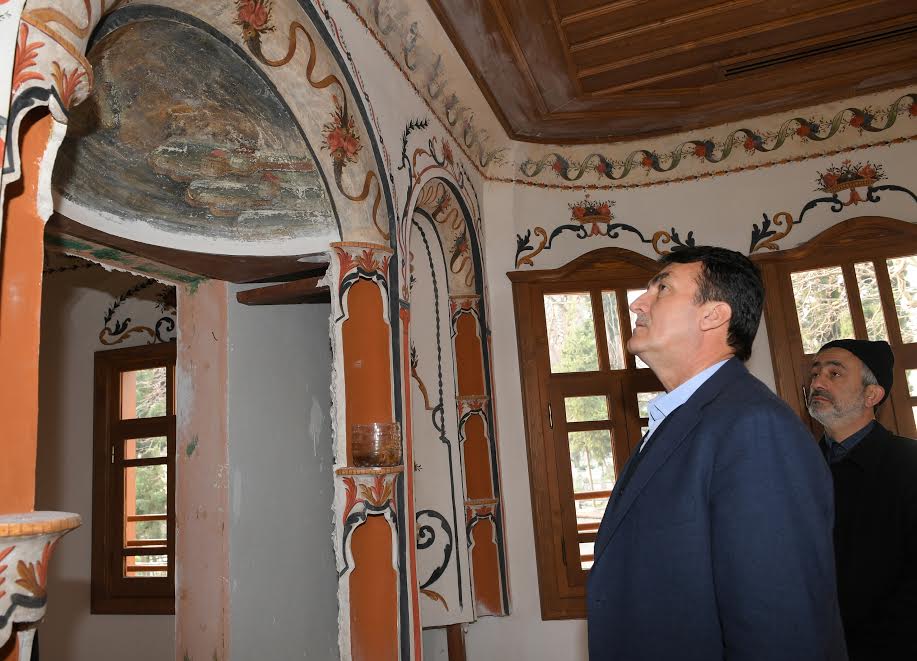 Bursa- Gazzeli Ahmet Efendi Kültür Merkezi’nde İnce İşçilikler Sürüyor